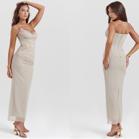 House of CB Dresses & Skirts - NWOT HOUSE OF CB Nalini Mesh Corset Sand Gown sz XL